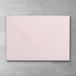 Koperta nude bladoróżowa - prostokątna średnia - do zaproszeń ślubnych